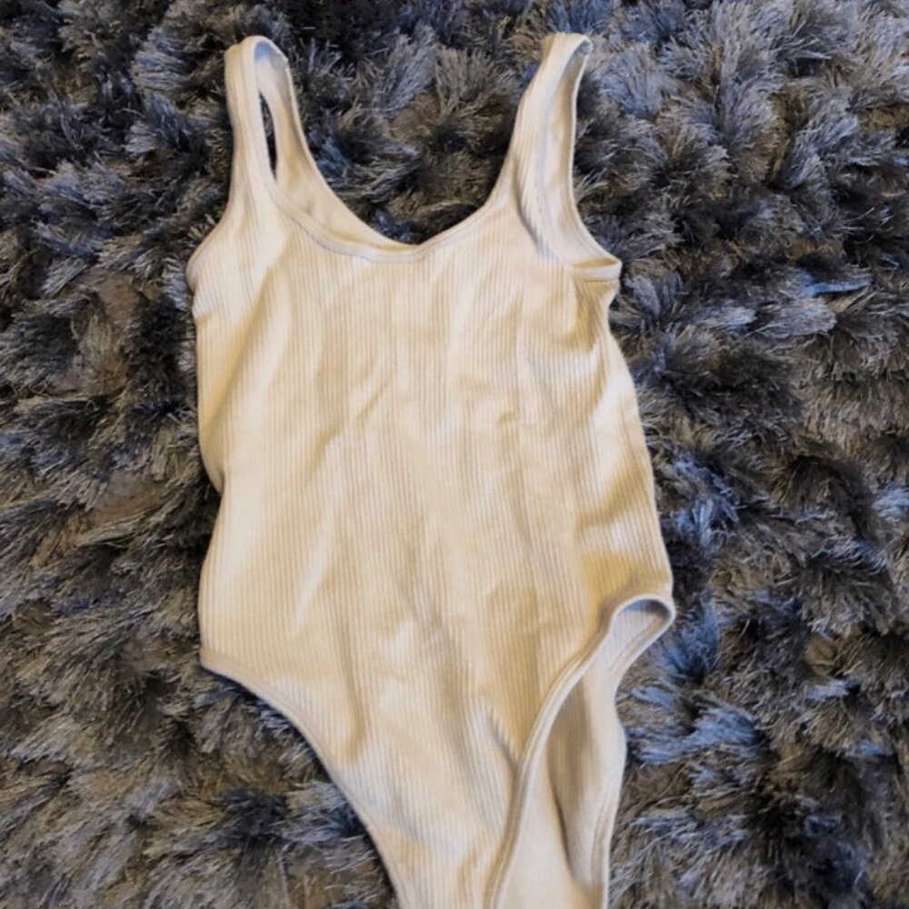 Nude bodysuit